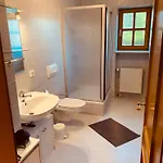 Adlerhorst - Grosses Haus Fuer Gruppen Bis 11 Personen, Terrasse, Parkplatz *