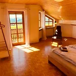 Adlerhorst - Grosses Haus Fuer Gruppen Bis 11 Personen, Terrasse, Parkplatz Vakantiehuis *